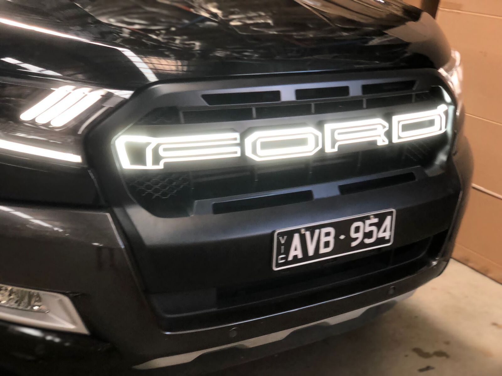 Front Grille For Ford Ranger PX2 MK2 Wildtrak 2015 2019 With DRL LED